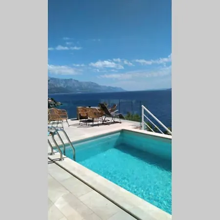 Villa Alex Near Split *